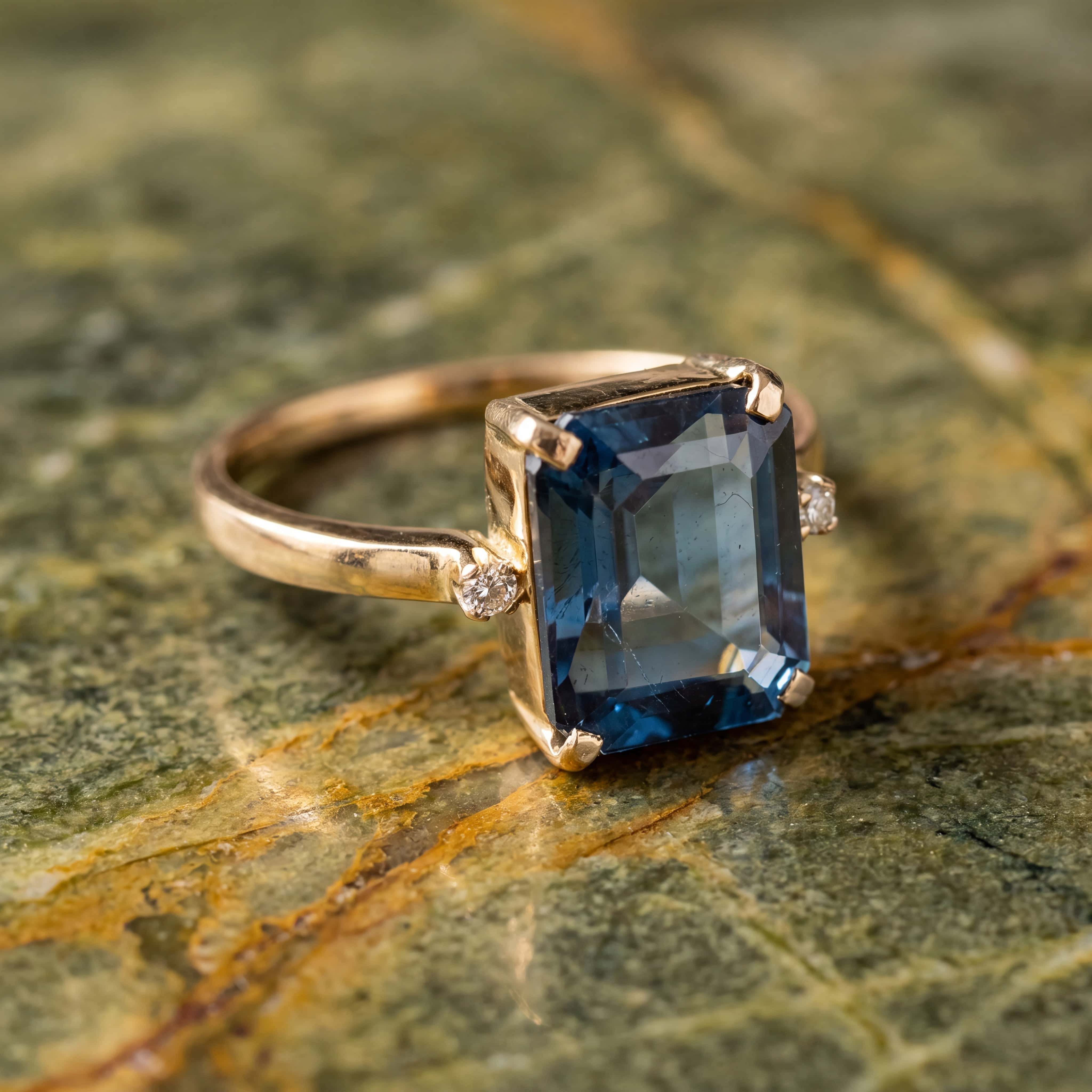 KAROLINE